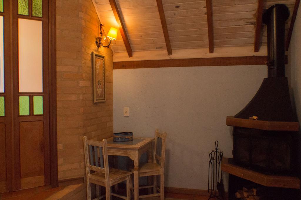 Pousada Villa Rhústica Santo Antônio do Pinhal Exterior foto